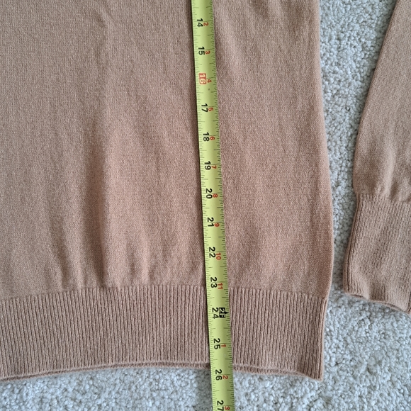 EQUIPMENT Cashmere Tan Camel Sweater - Picture 2 of 7